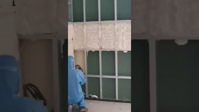 How To Spray Polyurethane Foam For Wall Panel Insulation смотреть онлайн