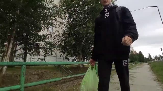 25 СПОСОБОВ КАК УНИЧТОЖИТЬ БУМАГУ. + СЮРПРИЗ В КОНЦЕ РОЛИКА?? смотреть онлайн
