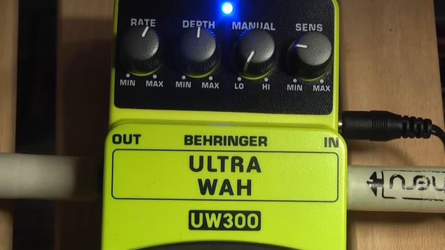 Behringer Ultra Wah UW300 #BehringerUW300 #Behringer смотреть онлайн