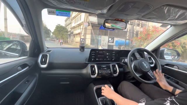Driving POV KIA SONET 1.2L PETROL MANUAL ON EMPTY ROADS | pure sound смотреть онлайн