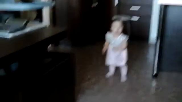 Первые шаги моей сестрёночки смотреть онлайн