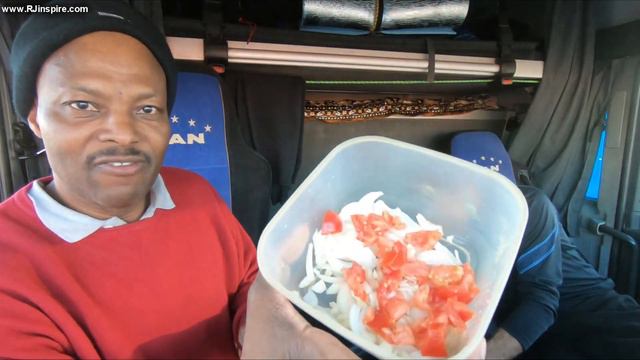 Travelling to Kazan | Dining in a truck | Travelling with a Russian trucker смотреть онлайн