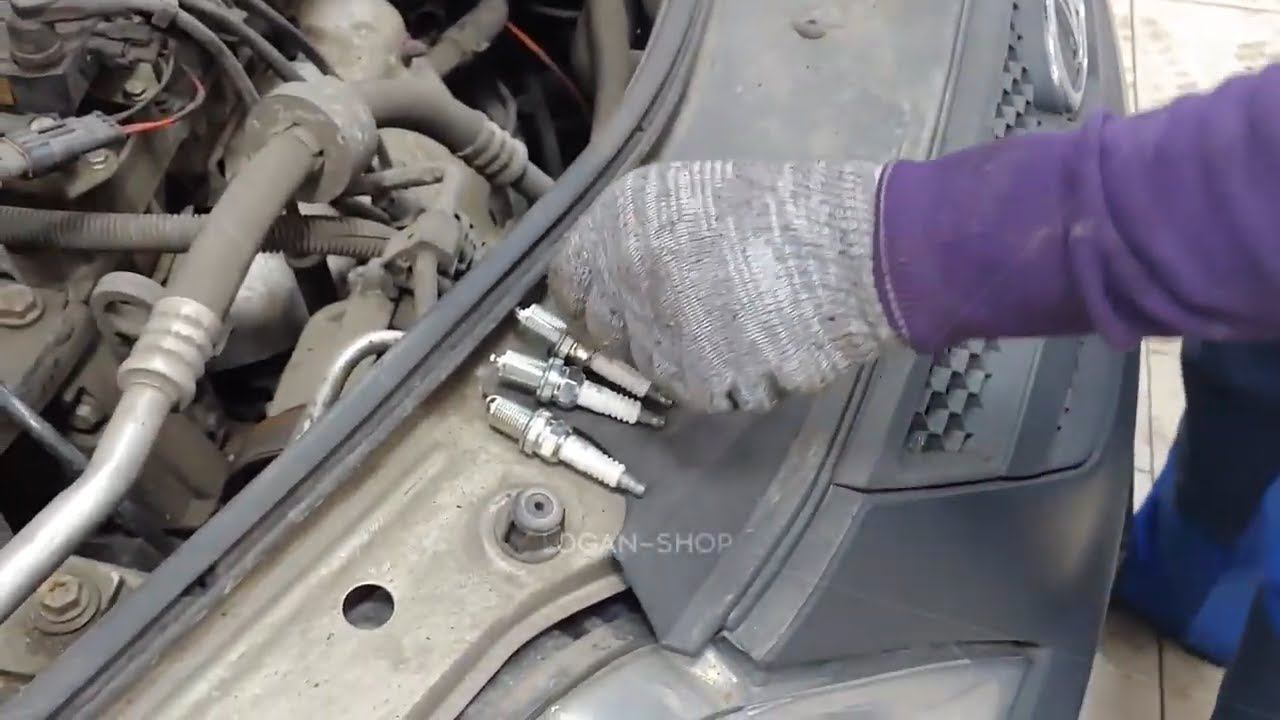 Замена свечей Лада Ларгус, Renault Logan, Sandero, Dokker 8V K7M на примере Lada Largus смотреть онлайн