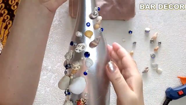 Идея декора бутылки ракушками привезенных с моря. / DIY Home Decor Ideas. смотреть онлайн