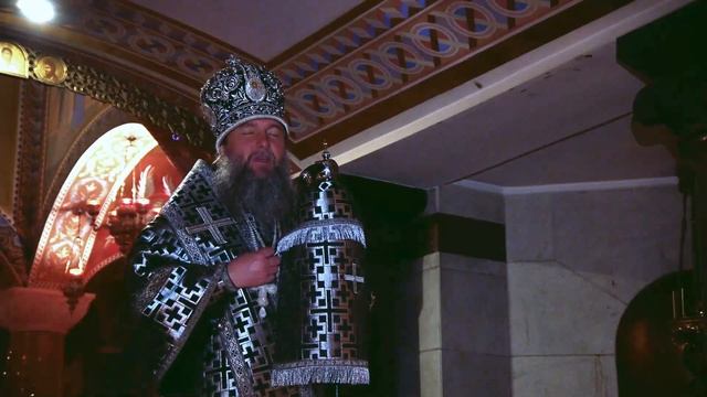 Слово митрополита Евгения после божественной литургии в Великую Среду. Храм-На Крови. 12.04.2023 смотреть онлайн