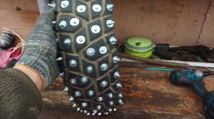 Грязевая резина на скутер. Шипы на скутер. Болты и гайки в покрышку скутера. Зимняя резина ЧАСТЬ 2!