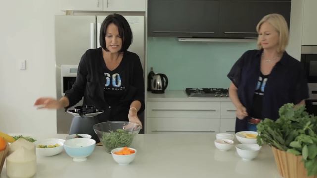 Therese Kerr's Rock n Raw salad for Earth Hour смотреть онлайн