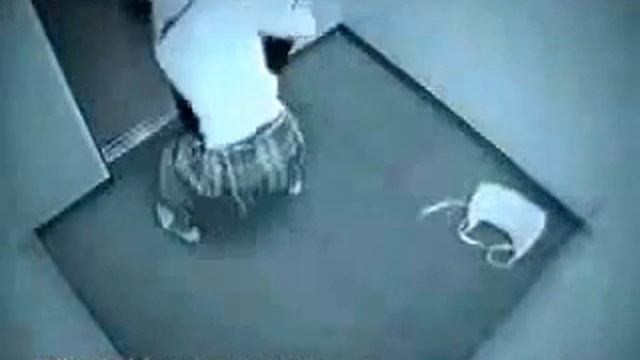 Не нападайте на девушку