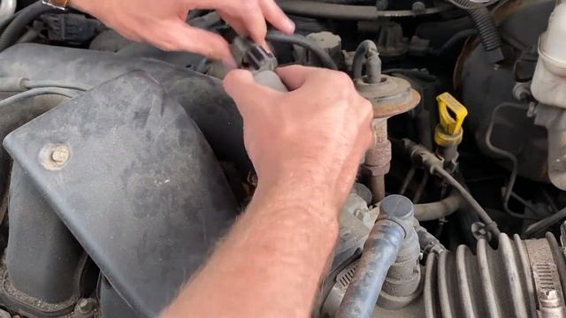 2001 - 2007 Ford Escape Idle Air Control (IAC) Valve Replacement