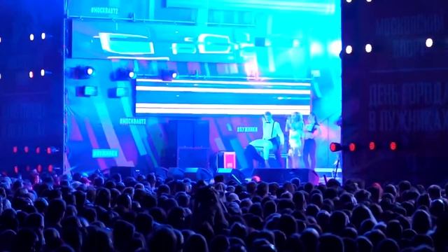 ANASTASIA STONE - ПРОСЫПАЙСЯ (День города в Лужниках) смотреть онлайн