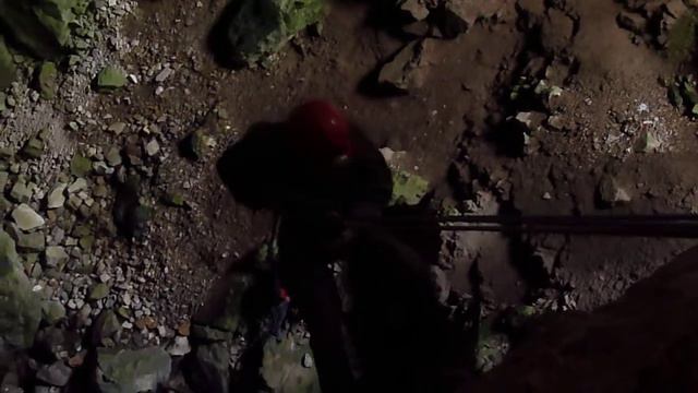 Rapelando en Cueva Huerta смотреть онлайн