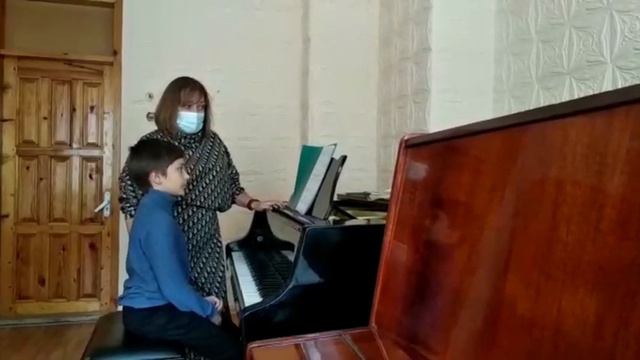 Активное зрительное восприятие нотного текста в обучении игре на фортепиано. Урок Михайлиди И. Е. смотреть онлайн