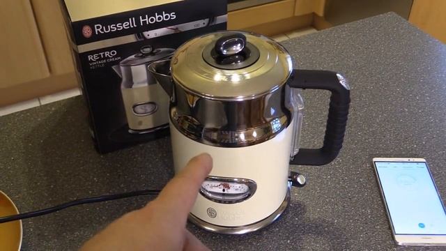 Russell Hobbs 21672-70 Retro Vintage Cream Wasserkocher смотреть онлайн