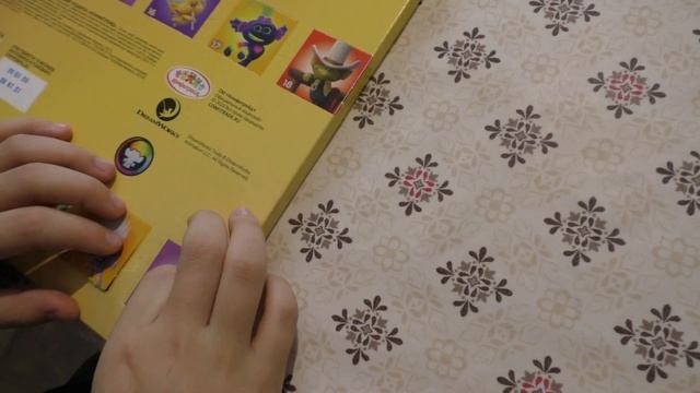 Тролли мировой тур /Праздничный сладкий календарь смотреть онлайн