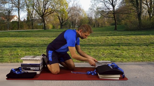 Superman: Lying Back Extension for Beginners - Bodyweight Exercise for Lower Back with AbMat смотреть онлайн