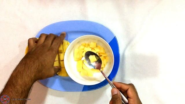 Mango smoothie / mango shake /mango lassi смотреть онлайн