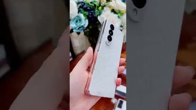 Samsung Fold 4 256G 20230315 смотреть онлайн