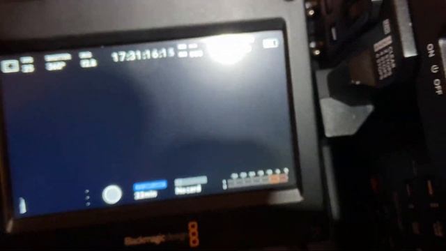 Zoom F6 timecode out to Blackmagic Ursa Mini Pro - custom cable смотреть онлайн