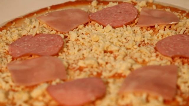 Пицца "Мясной пир". смотреть онлайн