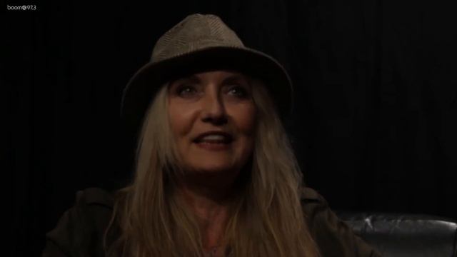 Behind The Vinyl: "Tell Somebody" with Sass Jordan смотреть онлайн