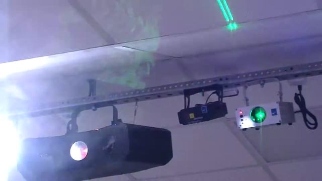 Свет для новогодней дискотеки МБОУ “СОШ №101“ смотреть онлайн