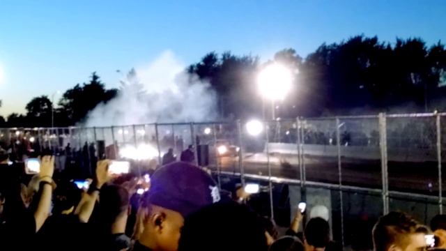 Roadkill vs Gas Monkey showdown at Roadkill Nights смотреть онлайн