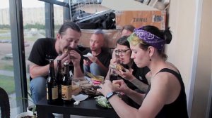 Отведали сюрстрёмминга. Шведская ферментированная селедка.