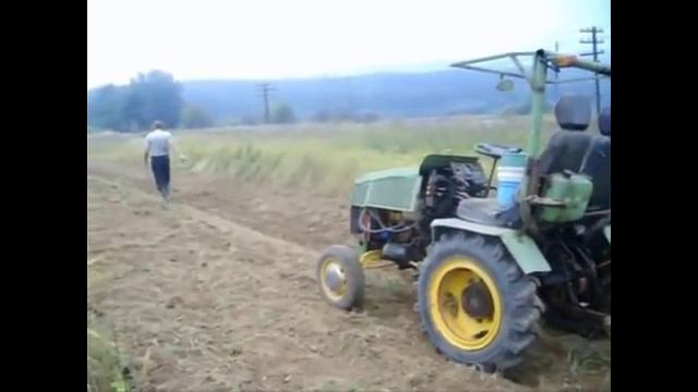 Самодельный минитрактор из Жигулей смотреть онлайн