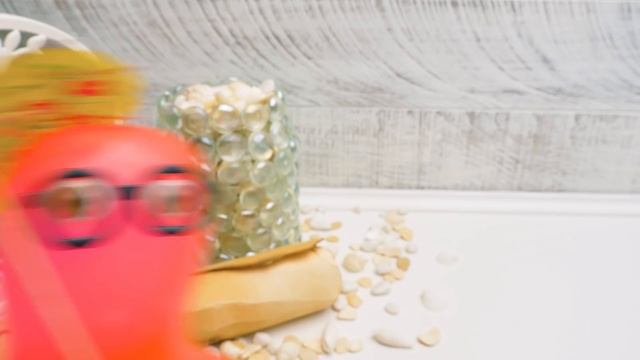 Волшебное превращение куколки ЛОЛ в русалочку