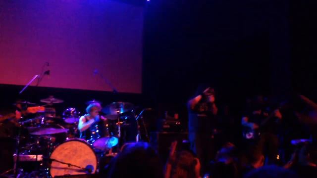 Eyehategod with Dale Crover - 30 dollar bag live in Austin Tx at the Housecore Horror Film Fest смотреть онлайн