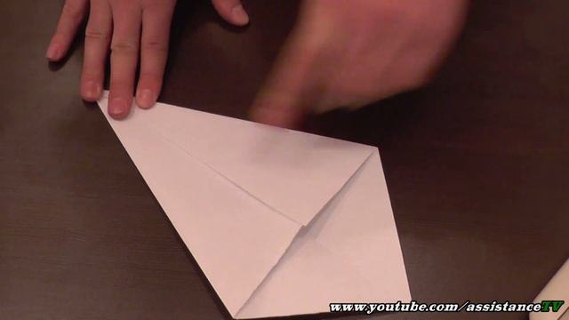 Простой Воздушный Змей / Летающий змей своими руками смотреть онлайн