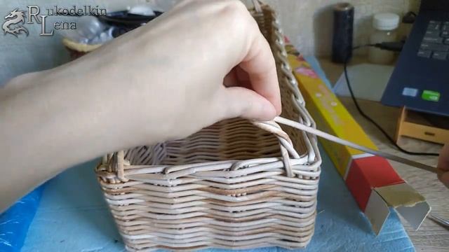 Как сделать витую ручку для плетеной корзины из газетной бумаги (subtitles) смотреть онлайн