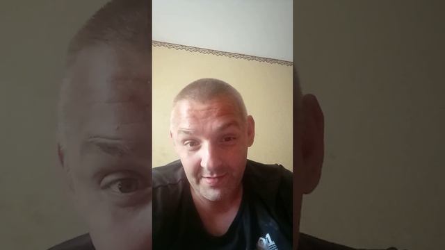 Пропагандисты получают за свою ложь миллионы,а у простых нет хлеба даже! Почему? смотреть онлайн