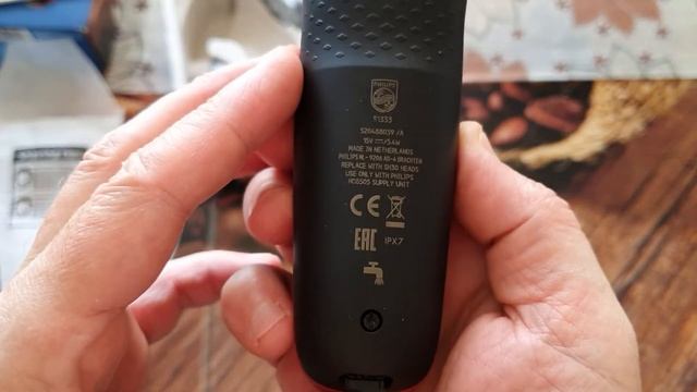 Обзор электробритвы Philips S1333/41 из магазина Sulpak - распаковка смотреть онлайн
