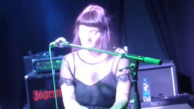 Simon Wells & Carol Hodge - Fade Away - Wonkfest, Boston Music Room, 1/717 смотреть онлайн