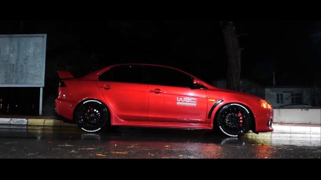 Mitsubishi Lancer Evolution X RED смотреть онлайн