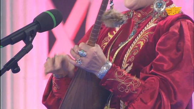 Айткүл мен Қанат Құдайбергеновтер - «Жолың болсын, жолаушы» (әні: Ә. Бейсеуов, сөзі: С. Тұрғынбеков смотреть онлайн