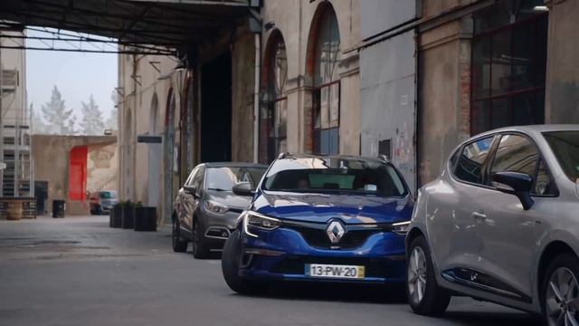 NOVO RENAULT MEGANE SPORT TOURER смотреть онлайн