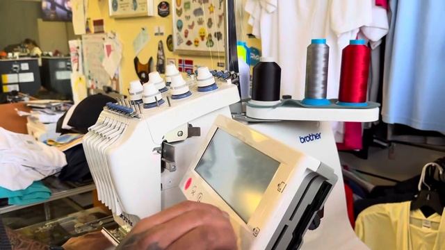 BROTHER PR680W vs BROTHER PR600 - COMPARATIVA DE PRECIOS DE BROTHER CON HAYLING EMBROIDERY- SE VEND смотреть онлайн