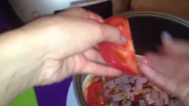 Пицца в мультиварке Redmond M 150 смотреть онлайн