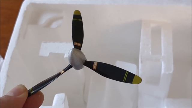 Hitec Weekender RC 400mm 3G A6M Zero смотреть онлайн