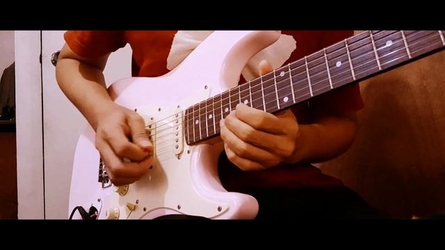 To the bone | Pamungkas (Electric guitar cover) | Nux mg 30 смотреть онлайн