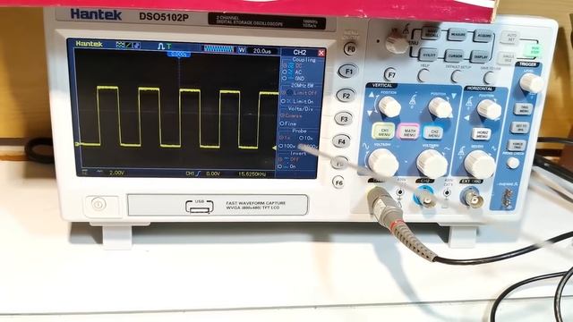Делитель частоты.Как с помощью одной микросхемы поделить сигнал смотреть онлайн