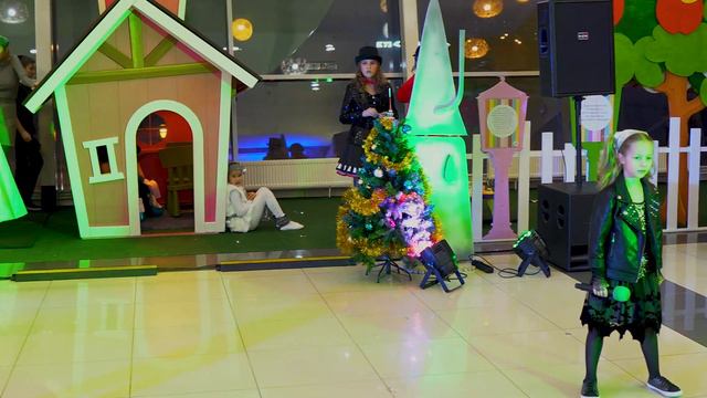 Две звезды 23 12 18 смотреть онлайн