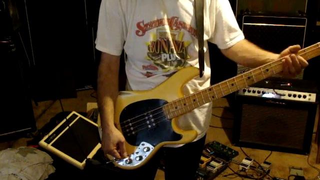 1979 MusicMan Sabre Bass Guitar Function смотреть онлайн