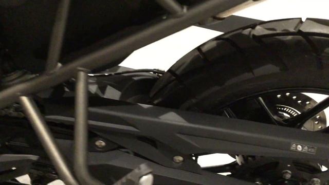 Tiger 800 XRX black смотреть онлайн