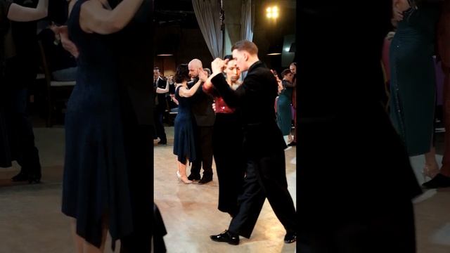 Милонга России_9 апр 23г (1/2 tango de pista) смотреть онлайн