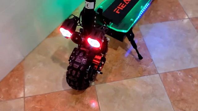 patinete eléctrico fieabor Q06 смотреть онлайн