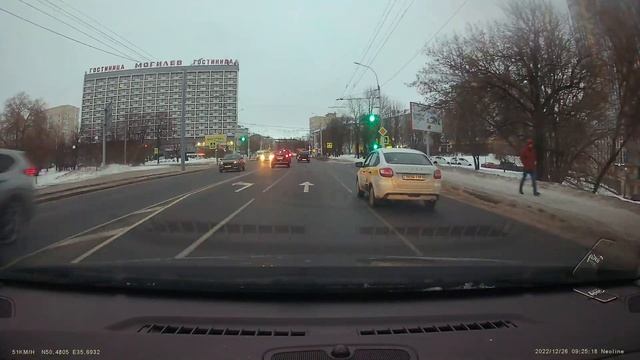 2K+FHD+FHD. Основная камера. День. Neoline G-Tech X63 смотреть онлайн