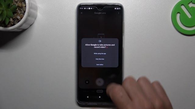 How to Scan a QR Code on MOTOROLA Moto G32 - Processing QR Codes смотреть онлайн